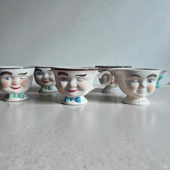 Vintage Baileys Mug Yum Mrs & Mr Blue Bow Winking Limited Edition Set Of 5 1996 - Picture 2 of 12